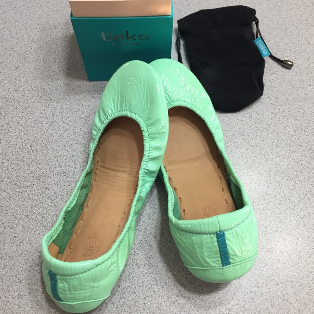Tieks Mint Flats